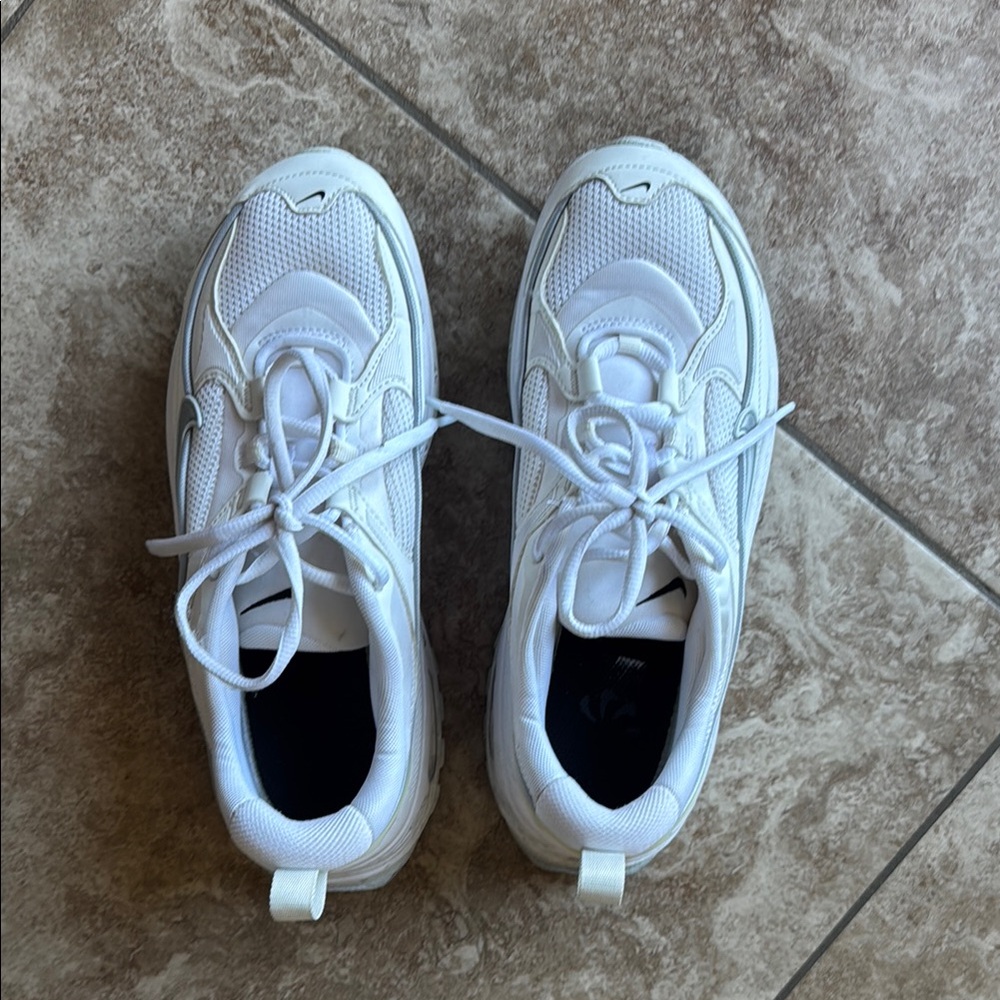 Nike Air Max Bliss, size 8.5